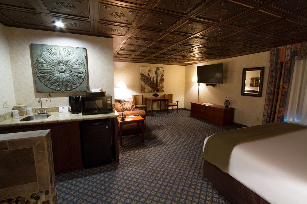 Miles City Hotel & Suites Zewnętrze zdjęcie