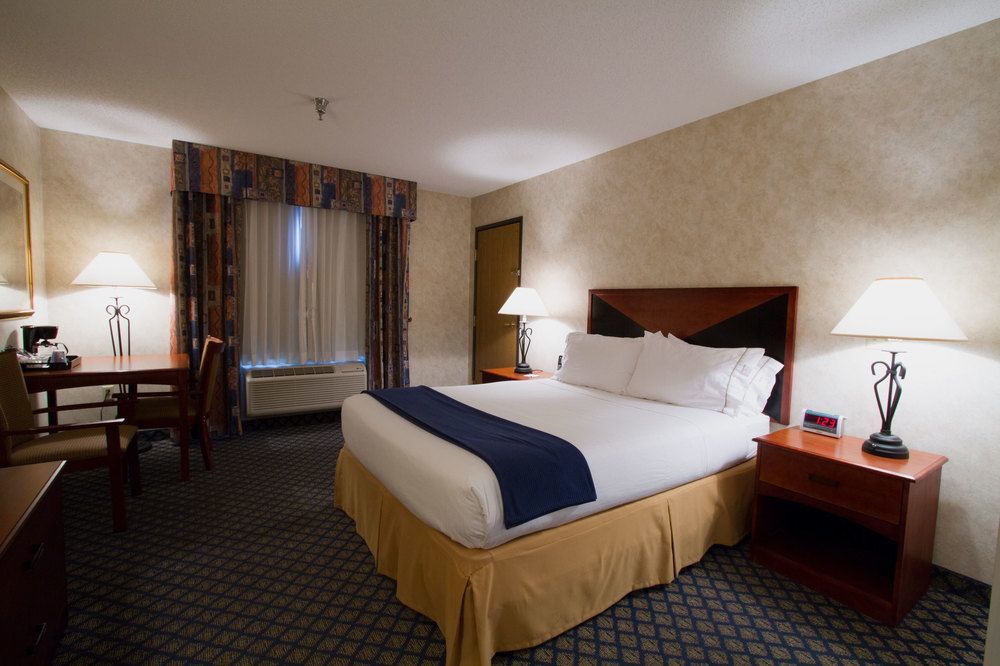 Miles City Hotel & Suites Zewnętrze zdjęcie